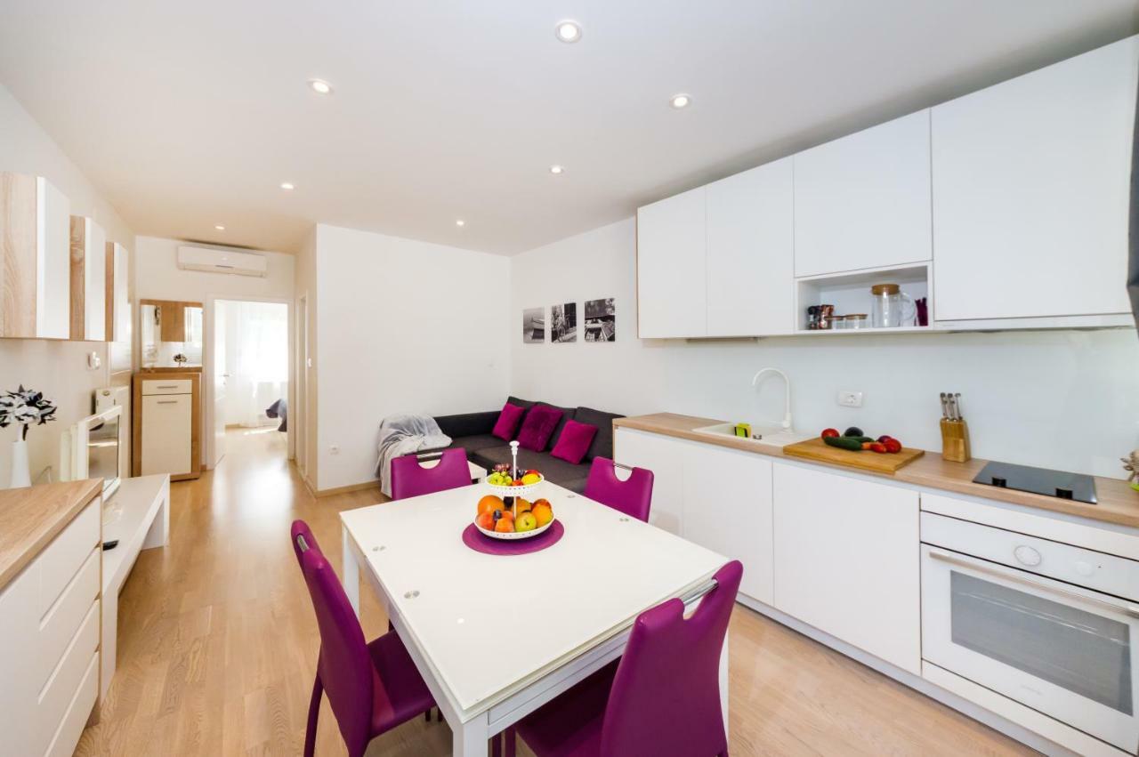 Apartament Tonka *